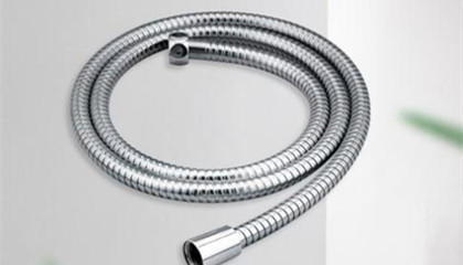 金属淋浴花洒喷头软管在使用中具有哪些方面的优势？