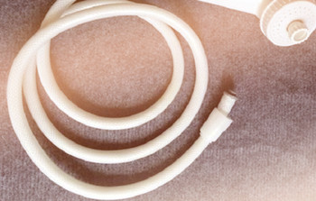 淋浴用的花洒喷头软管有几种材质？